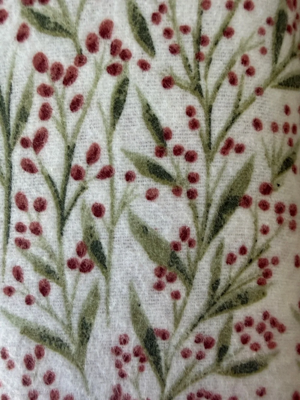 Charter Club White Flannel Sheet Set with Green Leaf & Red Berry Motif